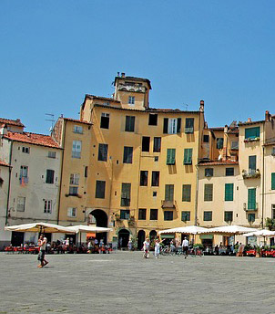 lucca